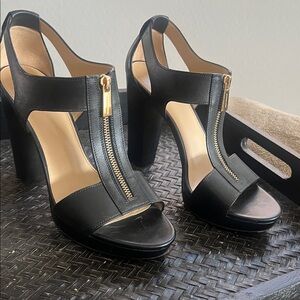 Elegant Black MICHAEL KORS Women's 10 M Heels with Gold Zipper